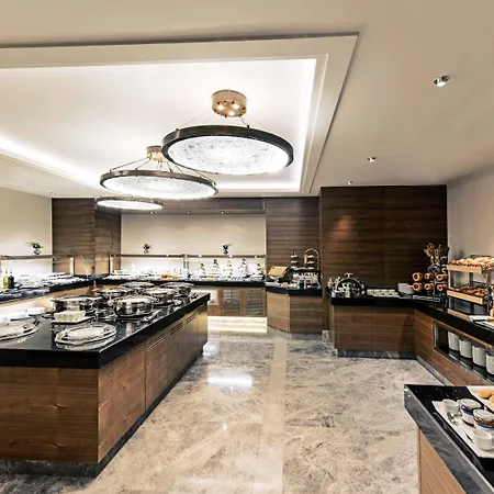 Otel Moevenpick & Thermal 5*