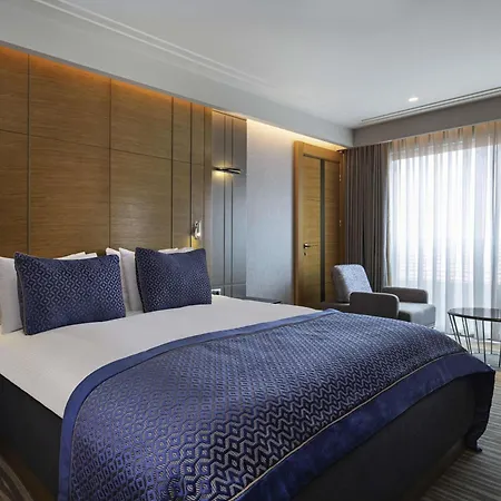 Moevenpick & Thermal Szálloda 5*