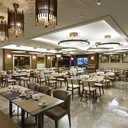 Szálloda Moevenpick & Thermal 5*