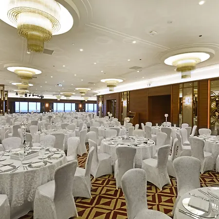 Szálloda Moevenpick & Thermal