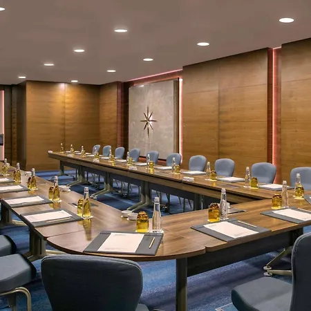 Mövenpick Hotel&thermal Hotell