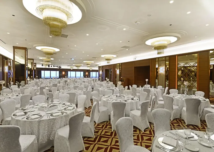 Hotel Moevenpick & Thermal